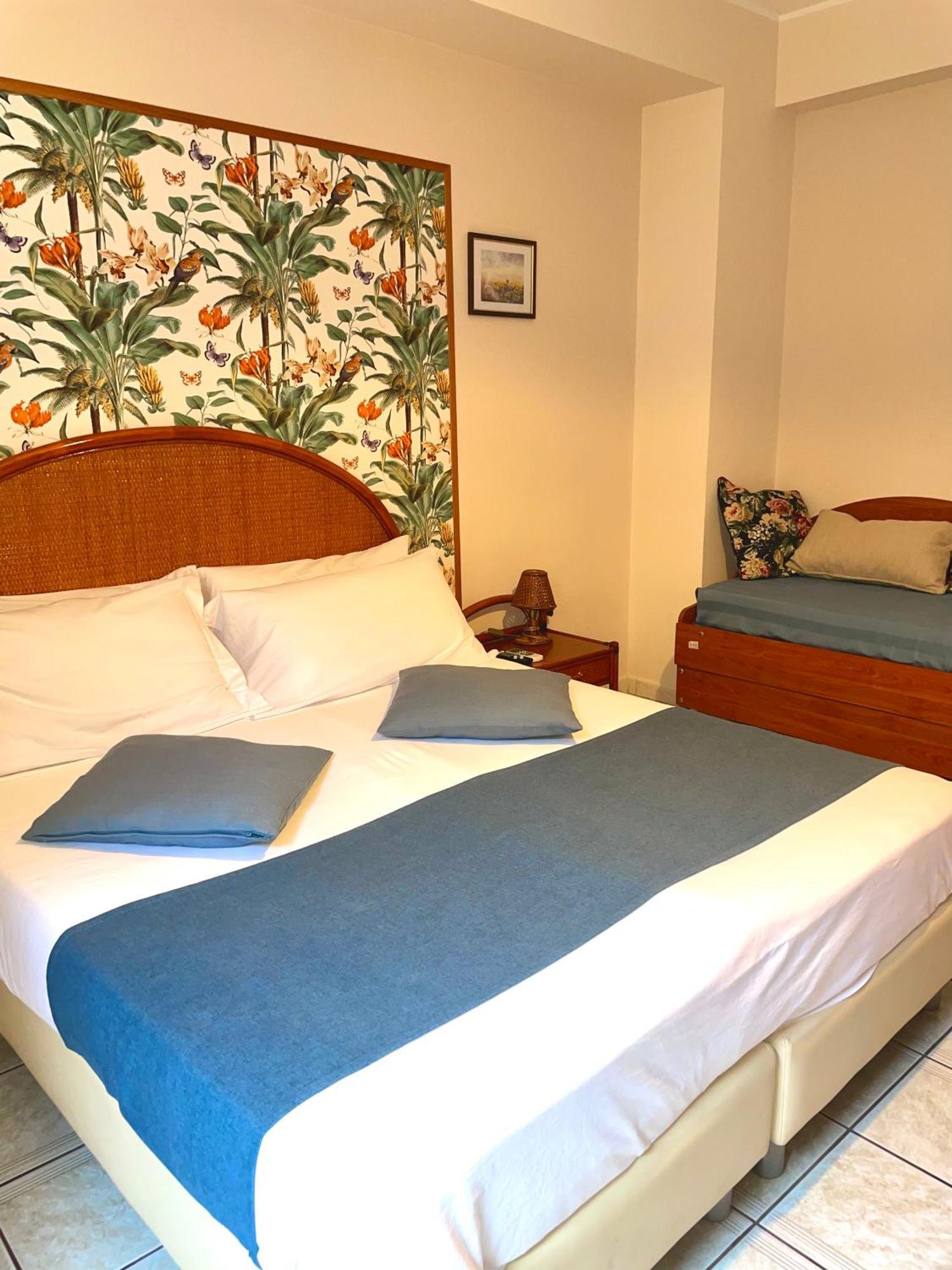 Casa Famiani Bed & Breakfast Летоянни Экстерьер фото